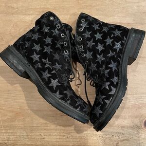 NWOT Weekend Combat Lugg Sole boots Moto edgy modern y2k 6.5